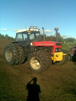 zetor 12145
Puhallus tauko.
Avainsanat: zetor 12145