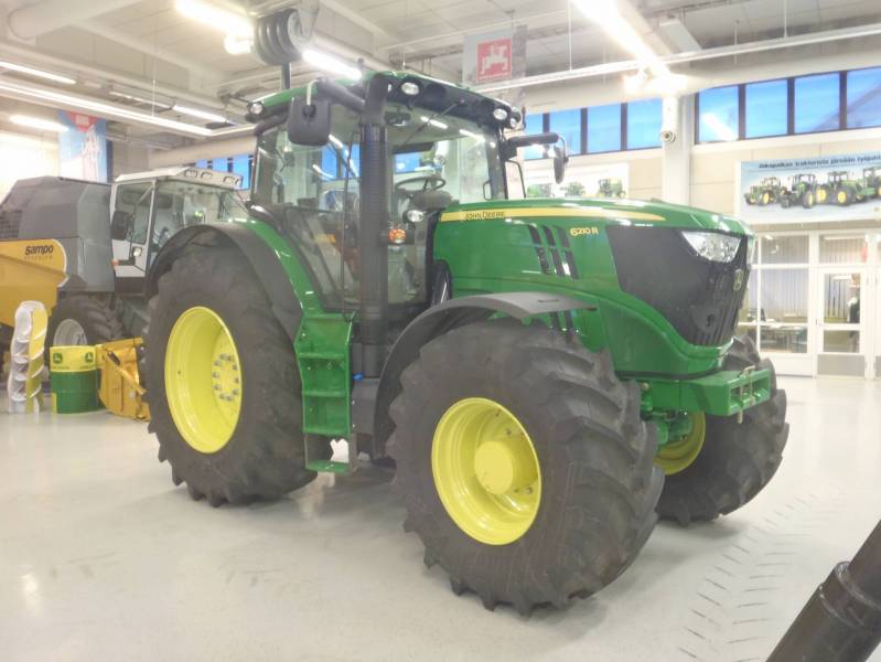 John deere 6210R
Uutuus jontikka piti ottaa kuva..
Avainsanat: 6210R