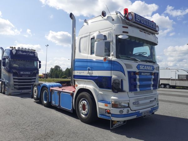 H Sottisen Scania R500
H Sottinen Oy:n Scania R500 rekkaveturi.
Avainsanat: Sottinen Scania R500 Neste Jalastuuli