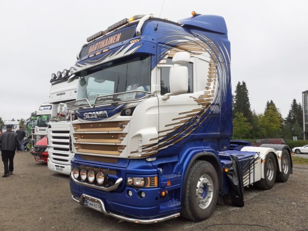 Hartikaisen Scania R560
Hartikaisen Scania R560 rekkaveturi.
Avainsanat: Hartikainen Scania R560 Tahko24