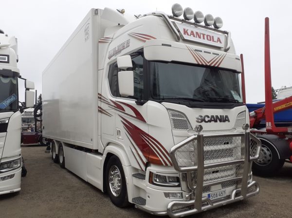 JAJ Kuljetuksen Scania R520 
JAJ Kuljetus Oy:n Scania R520 hakeauto.
Avainsanat: JAJ-Kuljetus Kantola Scania R520 Tahko24