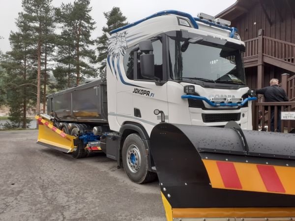 Jokopan Scania
Jokopa Oy:n Scania tienhoitoauto.
Avainsanat: Jokopa Scania Tahko24