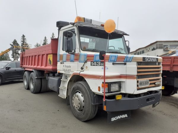 Kuljetus K Taipaleen
Kuljetus K Taipaleen Scania T143H sora-auto.
Avainsanat: Taipale Scania T143 Tahko24