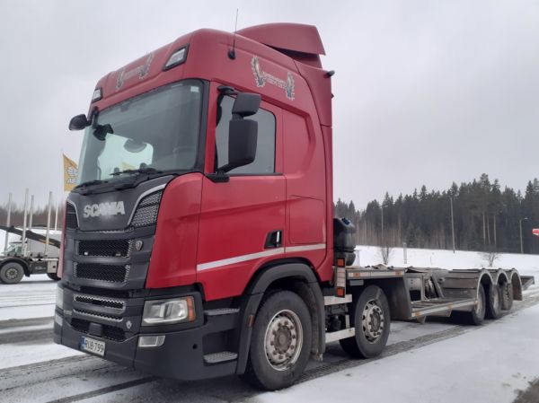 Koneurakointi Hirven Scania R660
Koneurakointi Hirvi Oy:n Scania R660 koneenkuljetusauto.
Avainsanat: Hirvi Scania R660 ABC Hirvaskangas