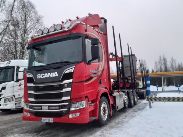 Kosusen Scania R660
Kosusen Scania R660 puutavarayhdistelmä.
Avainsanat: Kosunen Scania R660 Shell Hirvaskangas