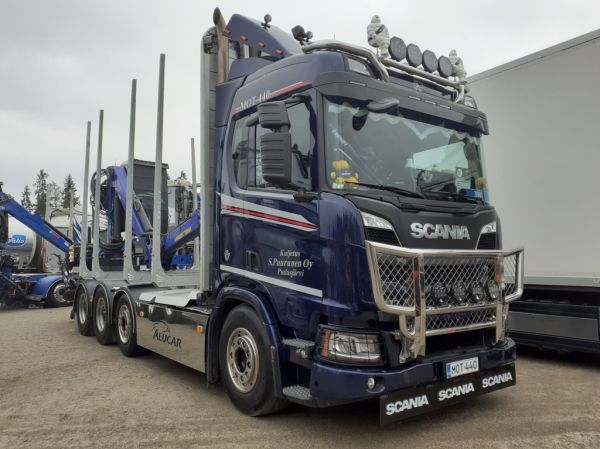 Kuljetus S Puurusen Scania R660XT
Kuljetus S Puurusen Scania R660XT puutavara-auto.
Avainsanat: Puurunen Scania R660XT Tahko24