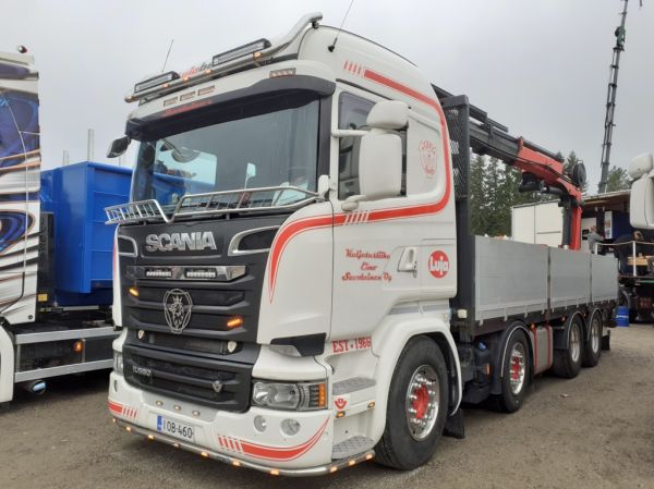 Kuljetusliike E Savolaisen Scania R580
Lujabetonin ajossa oleva Kuljetusliike E Savolainen Oy:n nosturilla varustettu Scania R580
Avainsanat: Lujabetoni Savolainen Scania R580 Tahko24