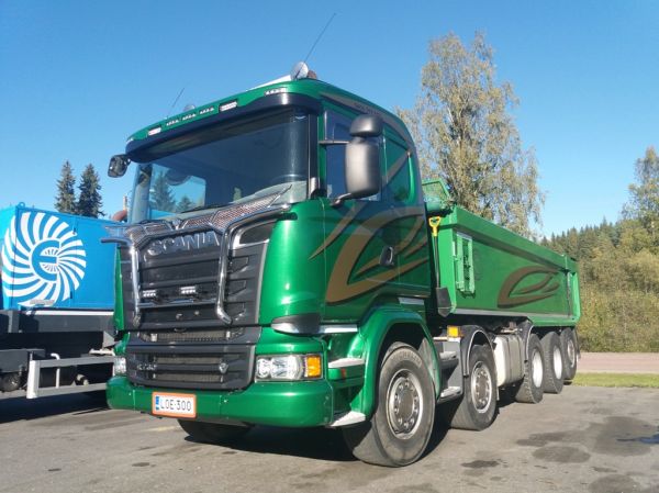 Laukkavirran Kuljetus ja Maansiirto Oy:n Scania R730
Laukkavirran Kuljetus ja Maansiirto Oy:n Scania R730 sora-auto.
Avainsanat: Laukkavirta Scania R730