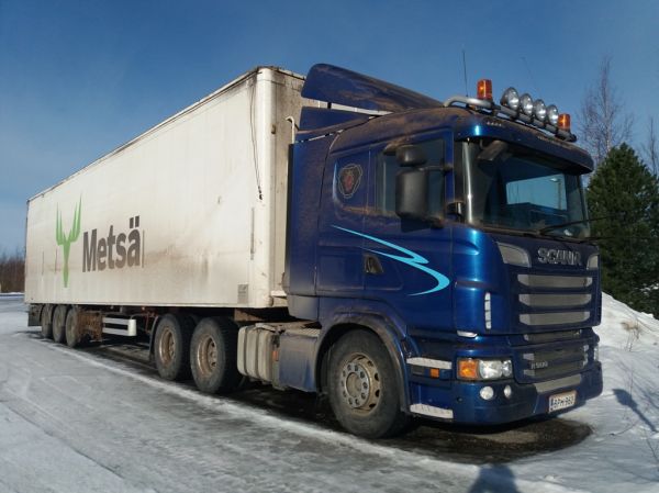 Kosken Megawatin Scania R500
Kosken Megawatti Oy:n Scania R500 hakepuolikas. 
Avainsanat: Megawatti Scania R500 Metsä