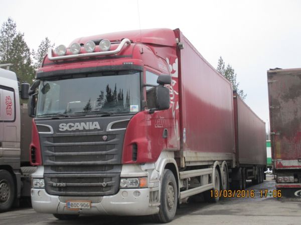 K Minkkisen Scania R730 
K Minkkinen Oy:n Scania R730 hakeyhdistelmä
Avainsanat: Minkkinen Scania R730 Shell Hirvaskangas