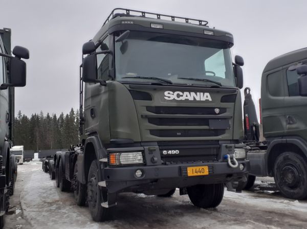 Puolustusvoimien Scania G490
Puolustusvoimien Scania G490 täysperävaunuyhdistelmä.
Avainsanat: Puolustusvoimat Scania G490 ABC Hirvaskangas