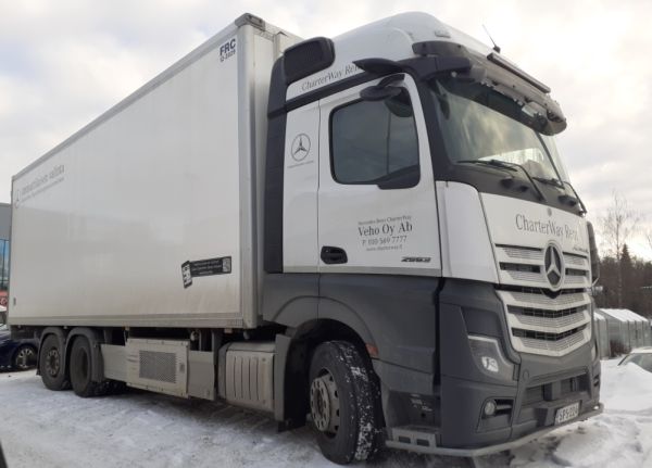 Vehon MB 2553 Actros L
Veho Oy Ab:n MB 2553 Actros L rahtiauto.
Avainsanat: Veho MB 2553 ActrosL