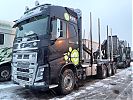 Etela-Savon_Ammattiopiston_Volvo_FH16_1.jpg