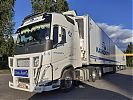 Kiito-Assien_Volvo_FH500_4.jpg