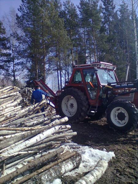 Klapintekoa 2012
pilke patulla klapin tekoa
Avainsanat: fiatagri 70-90 pilke patu