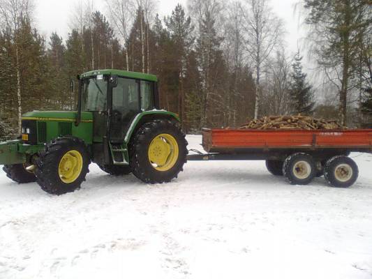 john deere 6200 ja velsa75
Puunajoa...
Avainsanat: john deere