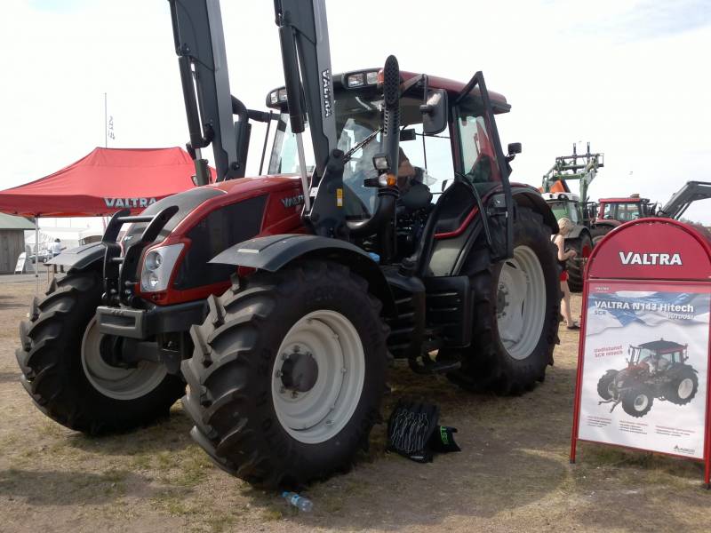 Valtra n143 Hitech
OKRA:n kalustoa
