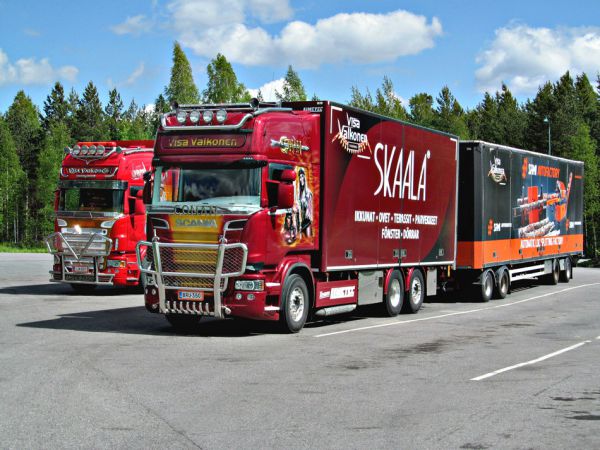 Scania R560
Visa Valkonen
"Conan"
Avainsanat: Scania Valkonen Conan