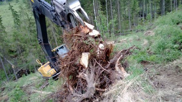 Kannonnosto
Mukava tehdä ylämäkeen kasaa.. :D
