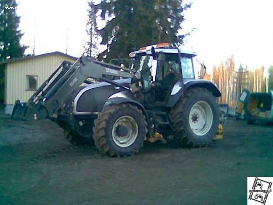 valtra t170
kompuran pyöritystä
Avainsanat: valtra