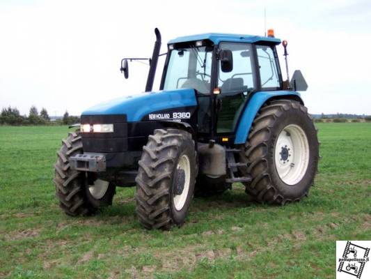 New Holland 8360 RC vm.96.. Hevosia n.180 jos huoltomieheen on uskomista.
